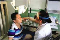 友善专家提醒：学生眼胀头疼可能患了鼻窦炎！